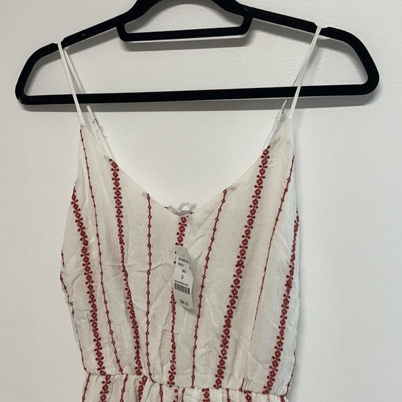 Red and white romper - Picture 2 of 6